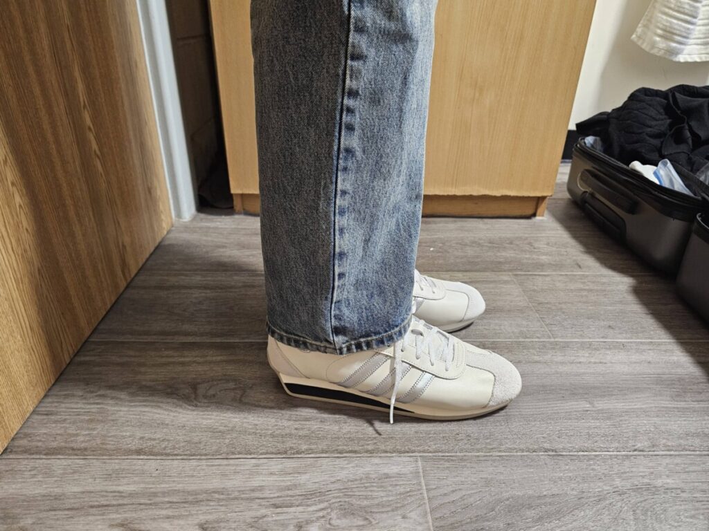 아디다스 컨트리2 크림 실버 (JH5600) 내돈내산 솔직 리뷰1